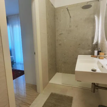 Artemis Bed and Breakfast Ραβένα