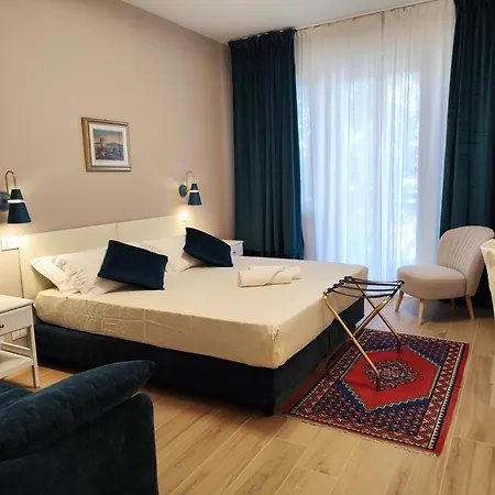 Bed & Breakfast Artemis 3*