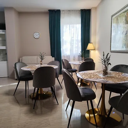 Artemis Bed and Breakfast Ραβένα